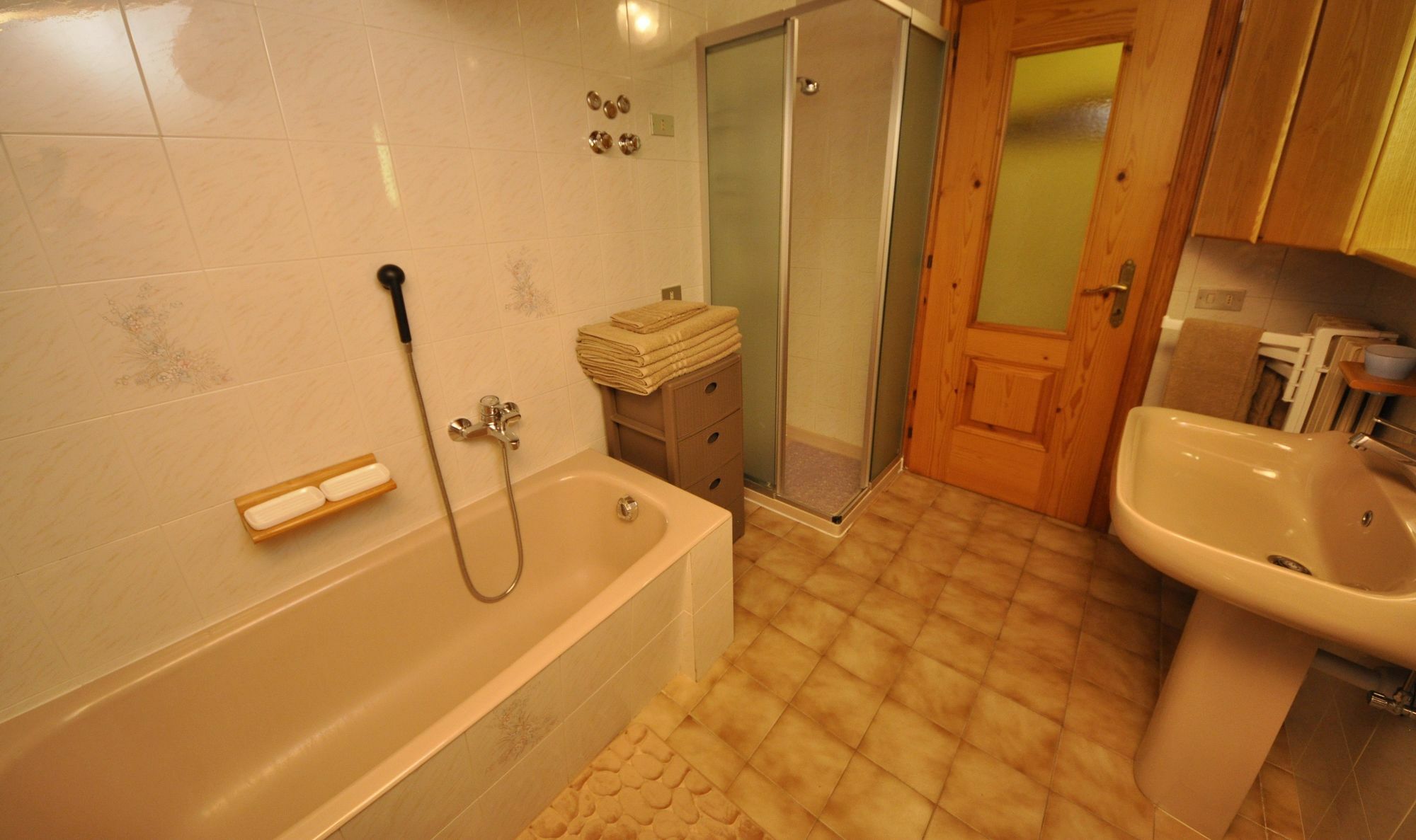 Appartamento Valeriano By Livigno Accomodation Eksteriør billede
